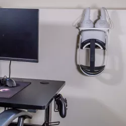 Oculus Quest Wall Mount