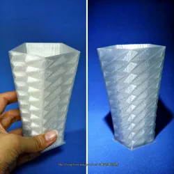 Vase / Pen holder