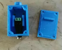 12v plug box