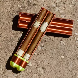 Cigar case / box