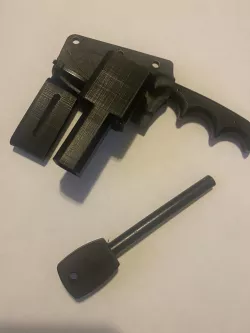 CRKT Minimalist Ferro Rod Mount