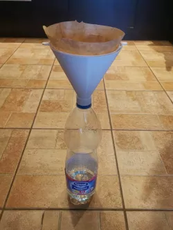 IPA Recyling Funnel with screw on thread for typical bottles