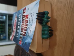 Monster Claws Bookmark (No Support)