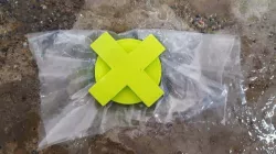 Sink plug easier to put and pull out