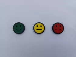 Smiley magnet