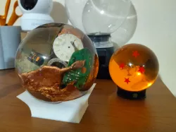 Sphere holder