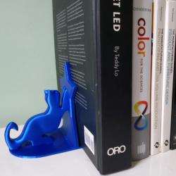 STL file Bookends with a peeking cat  hold books - Reggilibri Reggi libri  con gatto che sbircia 📚・3D printing idea to download・Cults