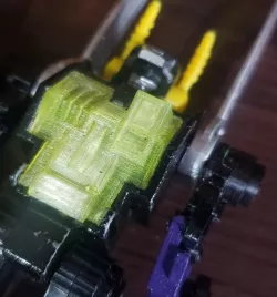 Transformers G1 Kickback chestplate / chest plate