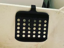 Utility sink sponge holder