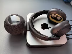 Apple Mac mini M1 2020 wall mount + HomePod mini & headphones
