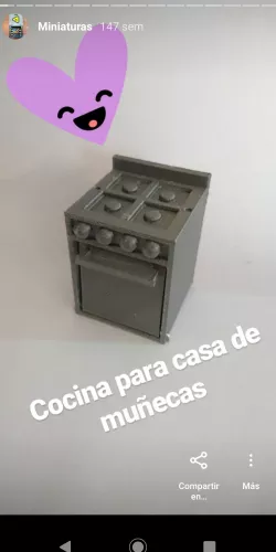 DOLLHOUSE KITCHEN