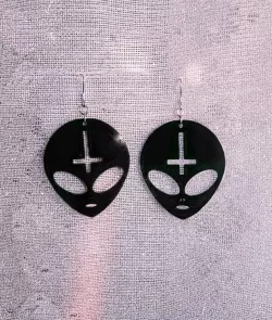 earrings aliens /arito de aliens