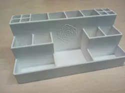 makeup organizer
