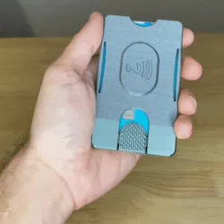 Slim and Smart Wallet with NFC