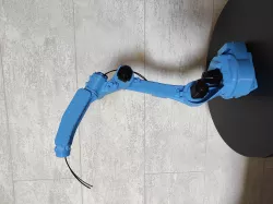 Welding robot