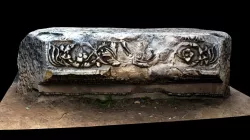 Ancient stone Low-poly  3D model