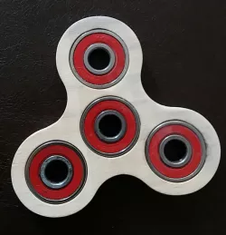 Simple wooden spinner