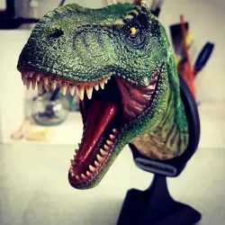 DINOSAUR TYRANNOSAURUS BUST