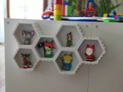 The Tonie HIVE - Modular Hex Shelf for Toniebox