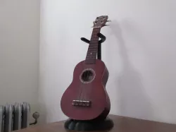 Ukulele Stand