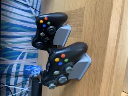 Xbox 360 controller holder