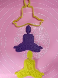 Yoga position 8cm