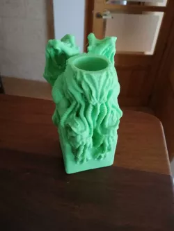 Cthulhu Idol dice tower