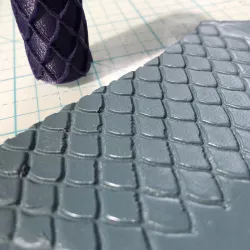 Dragon scale texture roller