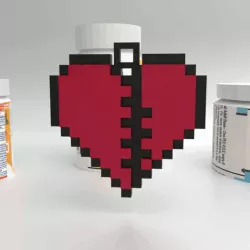 Keychain heart break pixel art