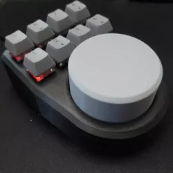 Macro Knob and Keyboard