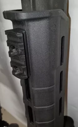 Magpul Saiga 12 forend adapter