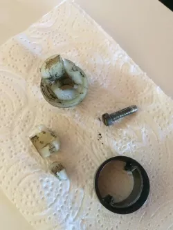 Roller shutter end of rod