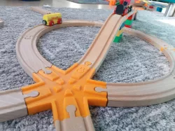 Brio Toy Wood Train crossing with 5 Connections - improved Version