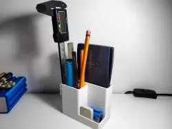 Desk organizer