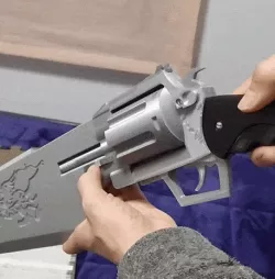 Gunblade con tambor giratorio