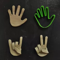 Hand cookie cutter