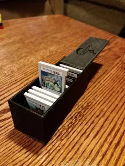 Nintendo 3DS and DS cartridge case