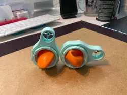 Balloon paper gun