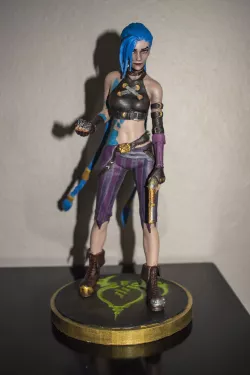 League of Legends Jinx Arcane Figure