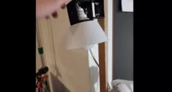 Lightbulb holder