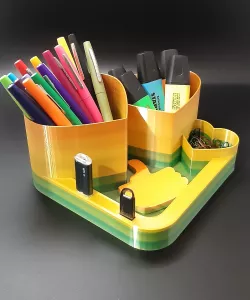 Pot à crayons en forme de Cœurs - Heart shaped pencil holders