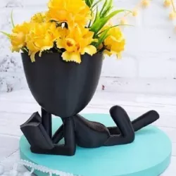ROBERT PLANT VASE