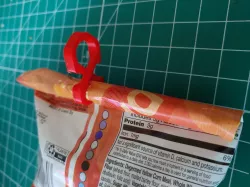 simple clip