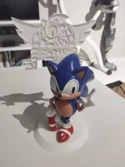 Sonic Pedestal Stand