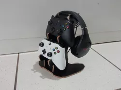 X-box controller and headset support