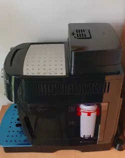 DeLonghi Magnifica S bean hopper extension