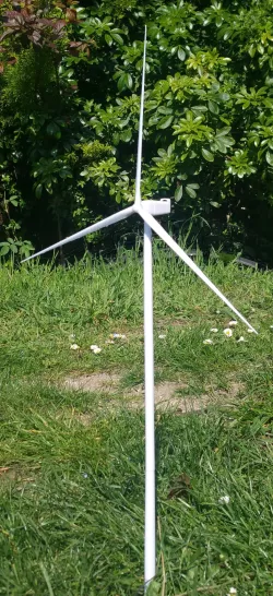 wind turbine (eolienne échelle n 1/160) scale n echelle n