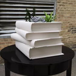 Books pot planter