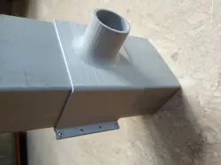 Rainwater collector for a rectangular gutter