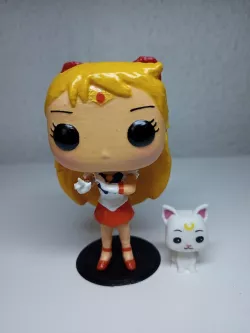 Sailor Venus and Artemis Funko POP